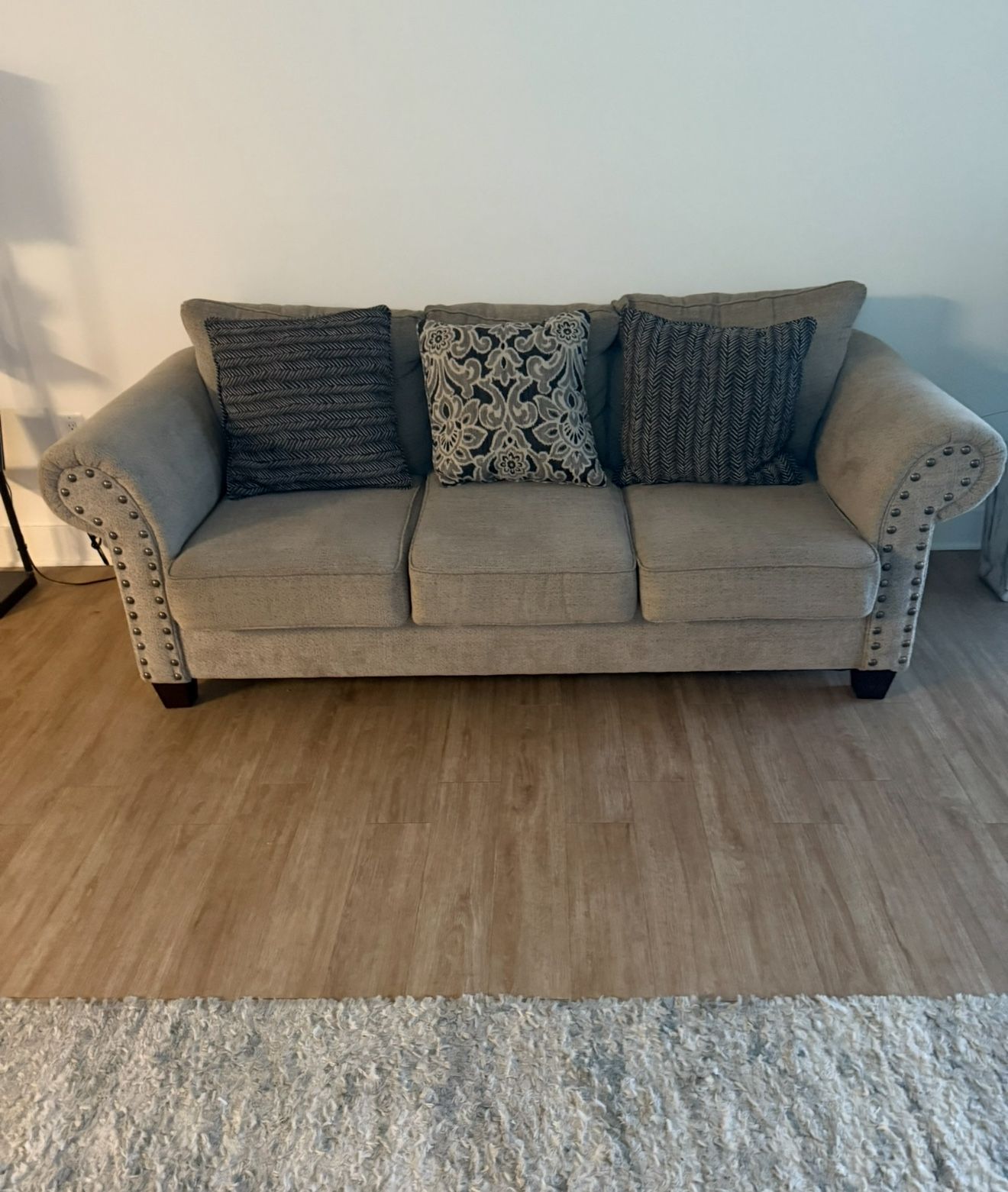 Sofa like new