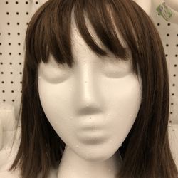 Light Brown Shoulder Length Wig./$15