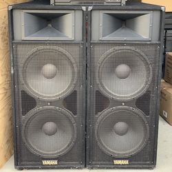 Yamaha S215IV speakers, 2000 Watts each. Pro DJ PA loudspeakers