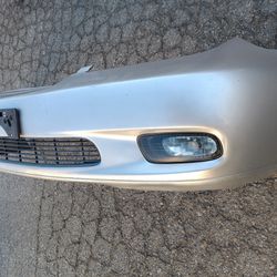 2002-2005 Lexus ES330 Es350 Complete Front Bumper With Lights Oem. 