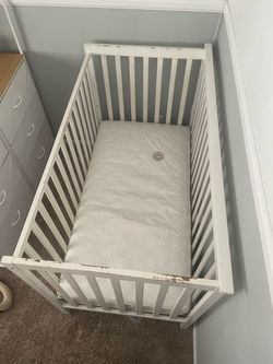 FREE Crib and Mattress