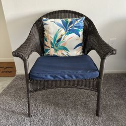 Outside Patio Chair With Cushions