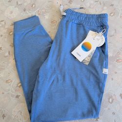 NWT Vuori- Performance Jogger Isle Blue Heather Small
