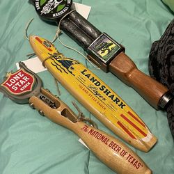 3 Beer Taps, Landshark Lonestar, Crooked Tree