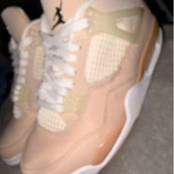 Jordan’s 4 Retro Shimmer , 7 In Women 
