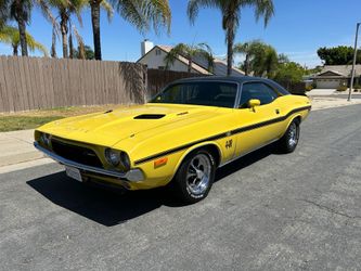 1972 Dodge Challenger 440 Six Pack