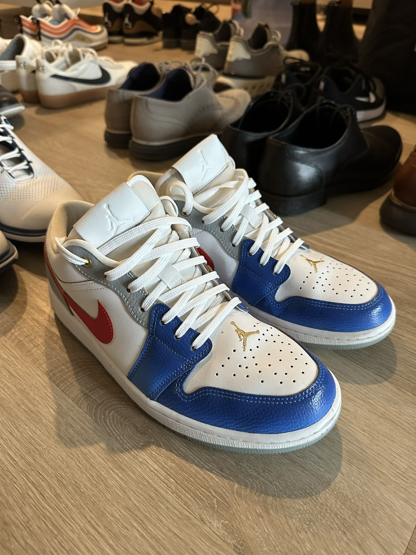 Jordan 1 men’s Size 9.5