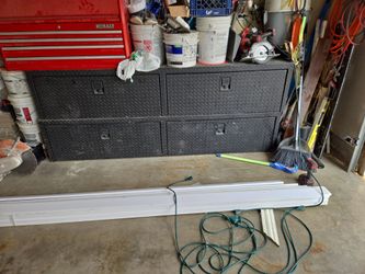 Tool box pick up bed box