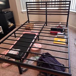 zinus bamboo queen bed frame