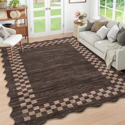 Garvee Brown 9x12 Scalloped Rug