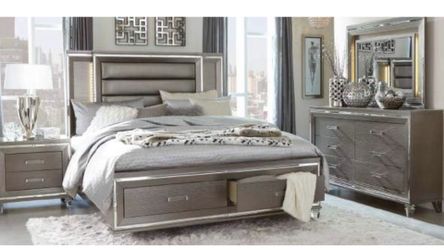 Beautiful Bedroom Set W/Led Lights