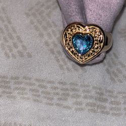 James Avery 14k solid gold ring like new !rare and retired !!