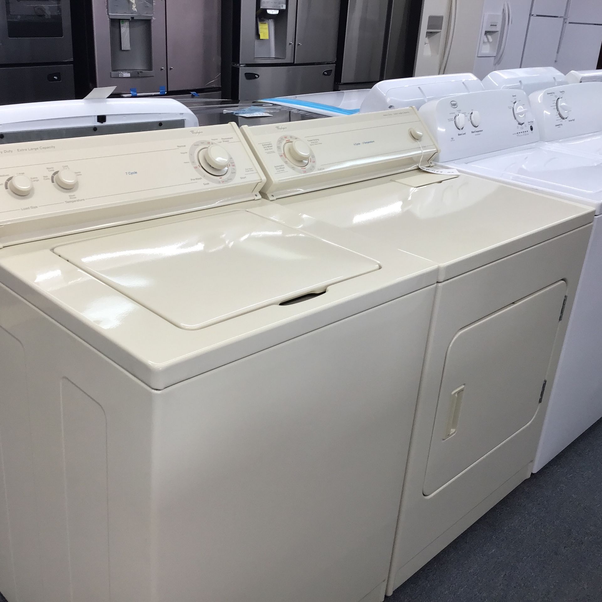 Whirlpool Washer And Dryer Set. 1 year Warranty 