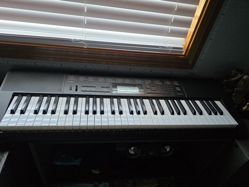 Casio Lk160 Keyboard