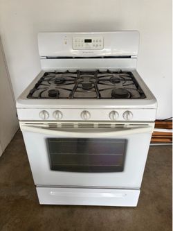 White stove