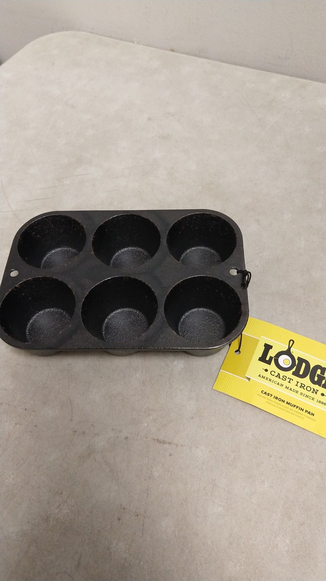 Rare Piece! Lodge cornbread Pan New!