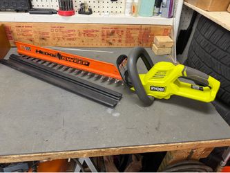 Ryobi 40V 24in Cordless Hedge Trimmer *Tool Only