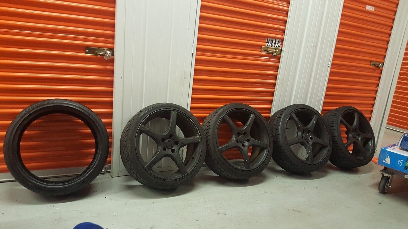 20 Inch 5 Star Black Rims(5 Lug) And New Low Profile Tires(Extra New Tire Included)