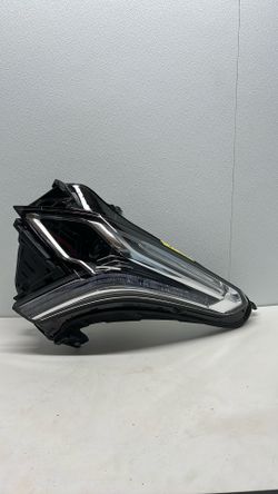 (287) 17-25 Cadillac Xt5 Left Headlight Head Light 2017 2018 2020 2019 2021 2022 2023 2024 2025