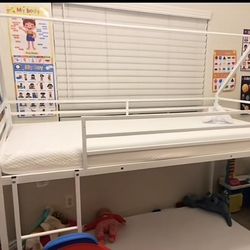 Twin Bunk Bed 