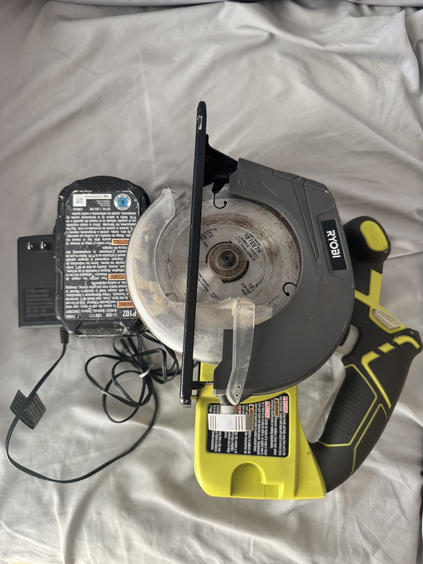 RYOBI ONE+ 18V circular saw Battery with charger