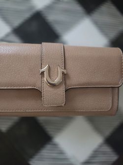 True Religion Women's Wallet, Horseshoe Logo Small Compact Clutch Purse