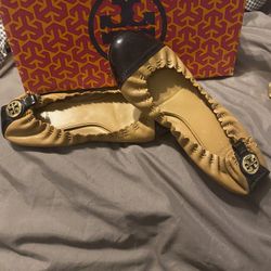 Tori Burch Woman’s Slipper Shoes ( 2 Pairs) Buy 1 Or Both $75 Each Pair Size 7 