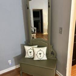 Olive Mirror/storage Bench
