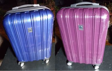 2 Delsey Paris Hardside Expandible Luggage 24 inch