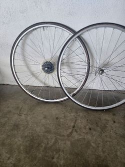 700 wheel