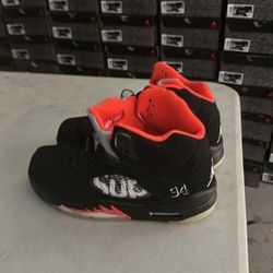 Jordan #5/Supreme Colab