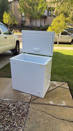 Deep freezer