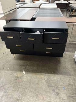 7 Drawer Dresser, Adult Dresser with Golden Legs & Handle (has some details)
