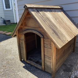 Large Cedar Dog House