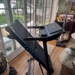 Foldable Treadmill Good For Small Spaced