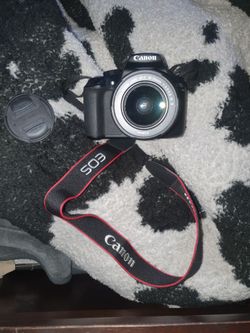 Canon EOS T6 DSLR Camera with 18-55mm Lens
