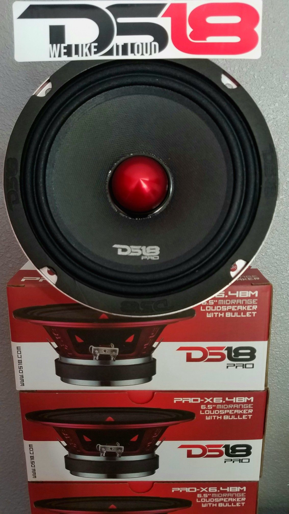 Ds18 Pro Audio Midrange Loud and clear Voice speaker 600 watts $29 each(1)/Bocinas Ds18 Pro x 600 watts se esuchan fuerte y claro $29 cada una (1)