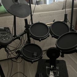 Alesis Drum Set