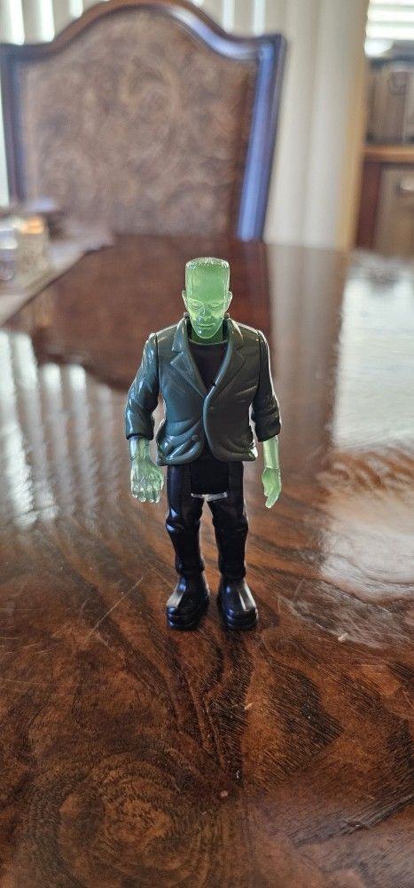 Universal Studios Monsters Frankenstein 1997 Vintage Action Figure Burger King Corp. / Collectible / Collector / Toy / Dracula / Wolf Man / Creature