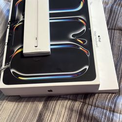 Apple iPad Pro Newest Gen M4 Chip 256gb