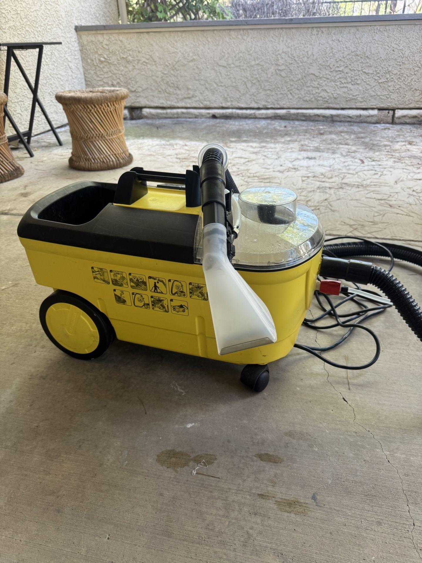 Karcher Puzzi 10/1