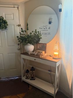 Entry consola table with papel adhesivo in the top