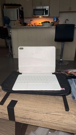 Apple Magic Keyboard for iPad