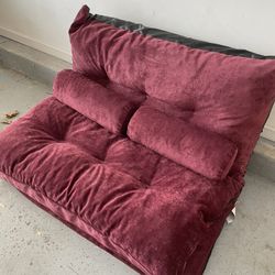 RED FOLDABLE LOUNGE SOFA/BED