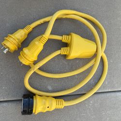 Marinco Shore Power Reverse Y Adapter, 30 AMP, 125v.  Boating. Boat Dock.  Dock.  Ski Boat. Lake.  Lake Pleasant.  Power Cord.  Boat Power.