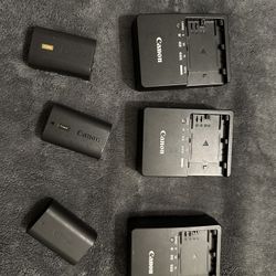Canon Battery And Charger  ( Each Set ) 