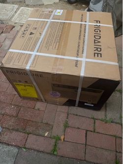 New frigidaire AC 240 volts