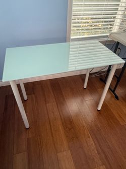 Glass table - FREE