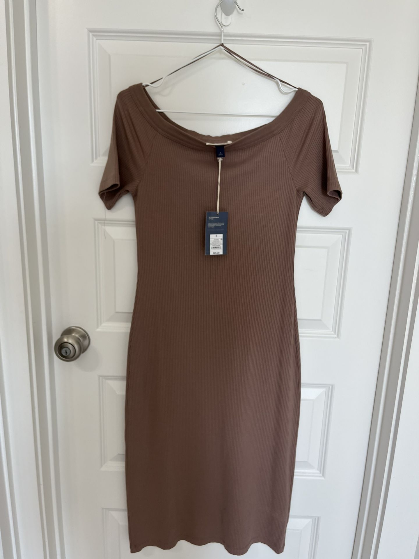 Small Light Brown Knee Length Autumn Cocktail Party Dress NWT