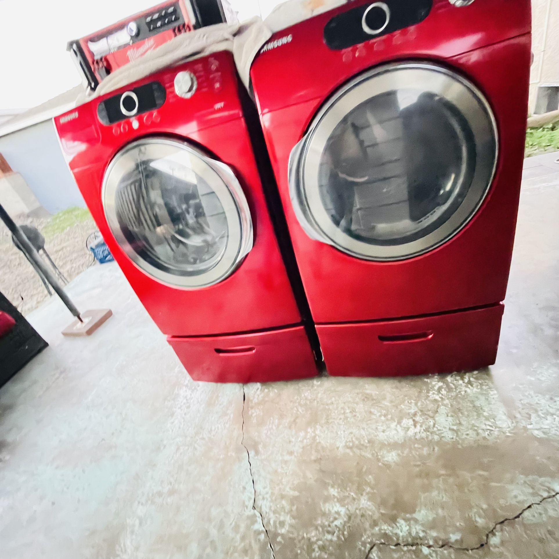 Washer And Dryer 